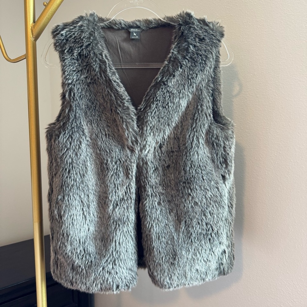Eddie Bauer Faux Fur Grey Vest - XS